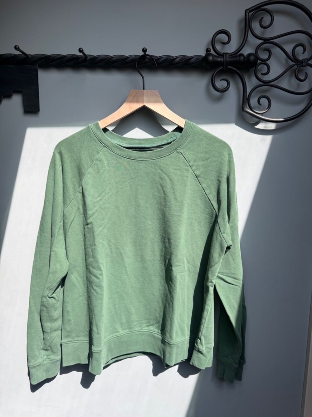 Primary Women’s Classic Crewneck Sweatshirt in Moss Green